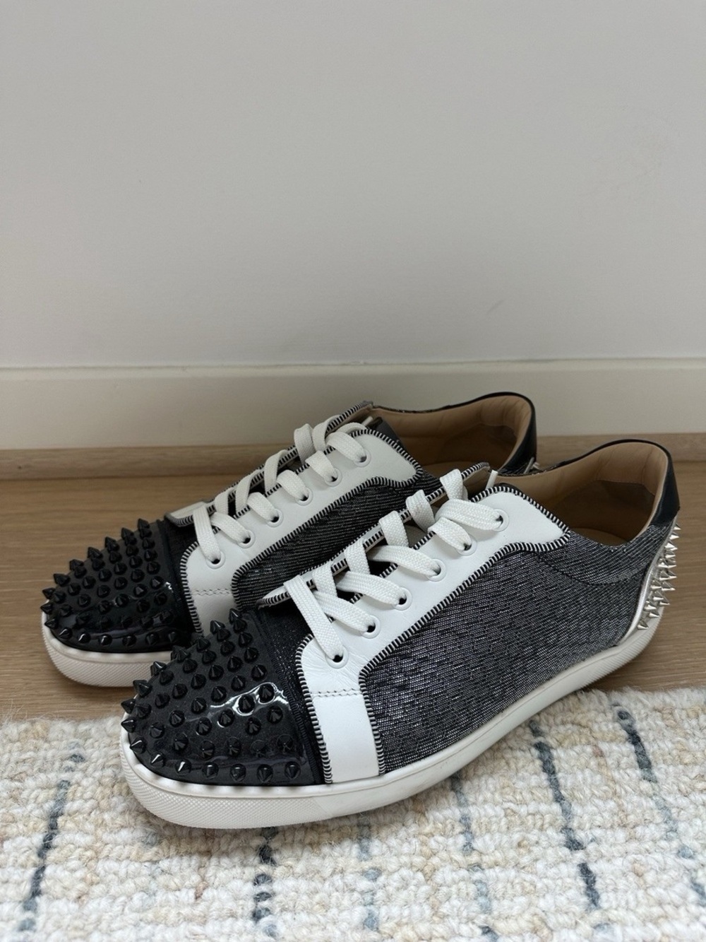 Christian Louboutin Louis junior spike leather low trainers